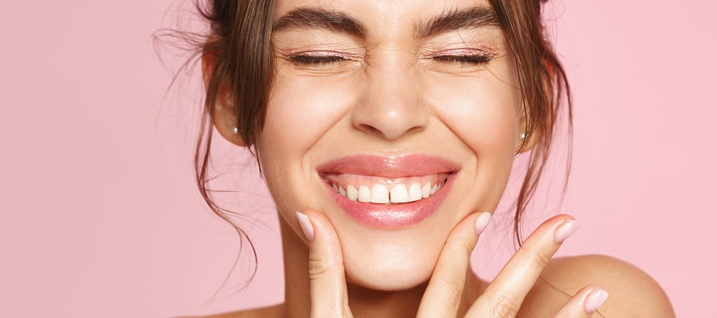 Adobe Stock 404048808 blanqueamiento dental boca raton