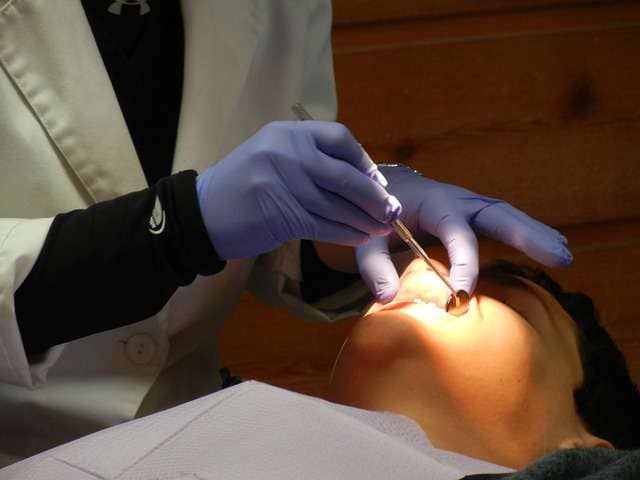 Implantes dentales todo en 4